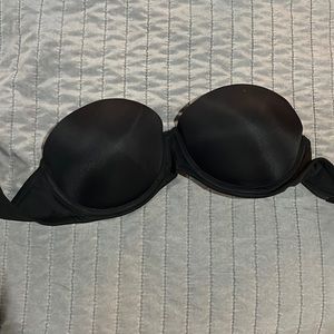 Victoria’s Secret strapless push up bra